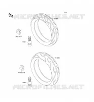 TIRES voor Kawasaki ZZR600 2004